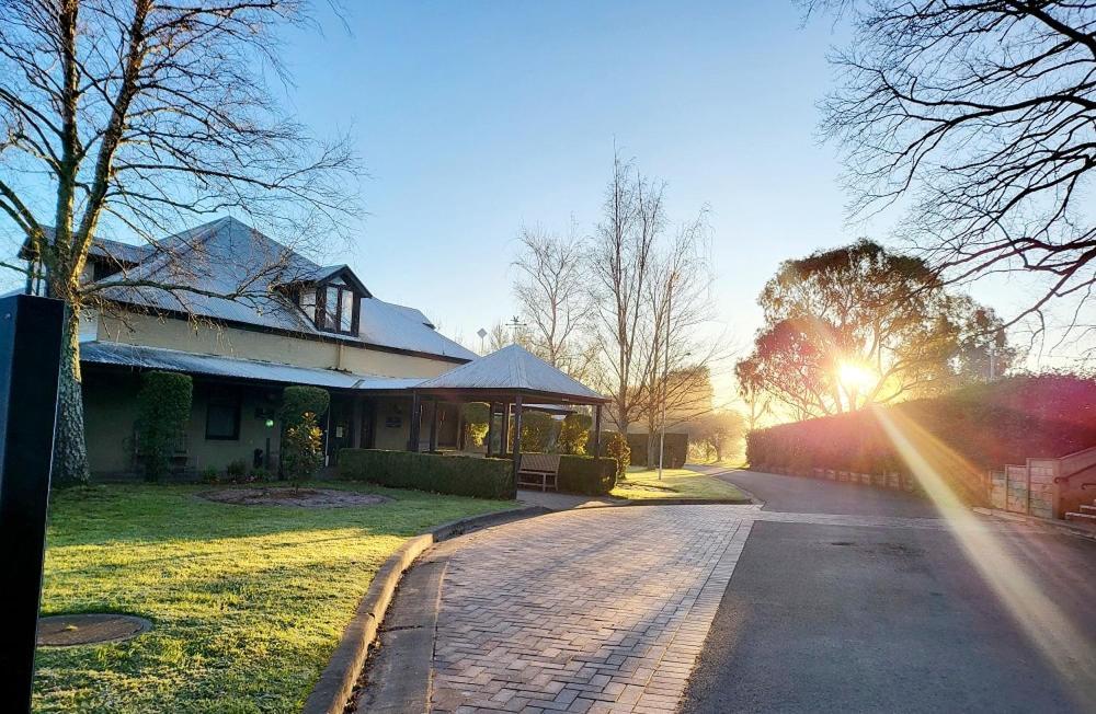 Briars Country Lodge Bowral Extérieur photo